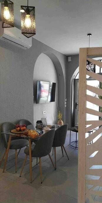 Antoniou Santorini Luxury Home Fira  Exterior photo